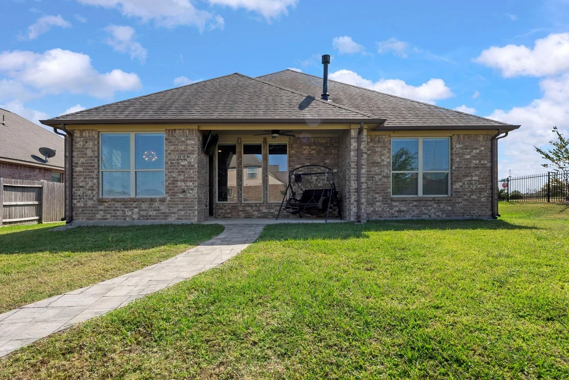 Photo of 3707 Lake Bend Shore Drive