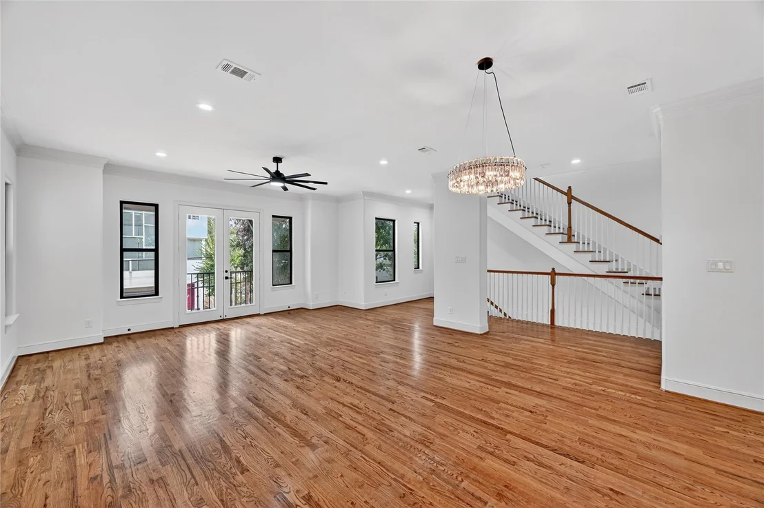 Photo of 2407 Radcliffe Street