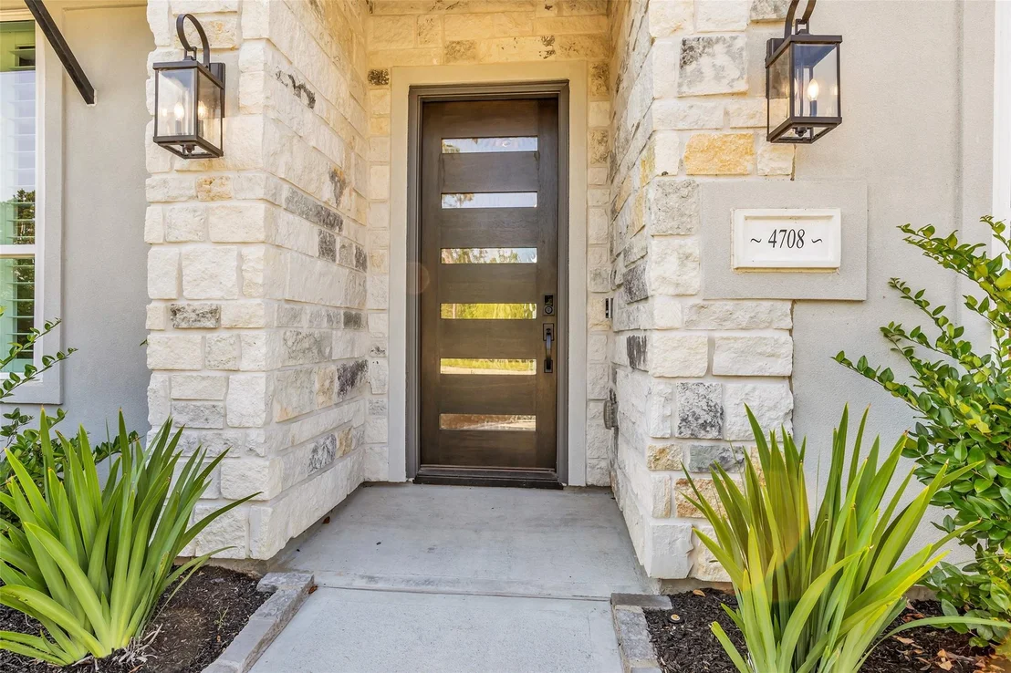 Photo of 4708 Lorelai Lane