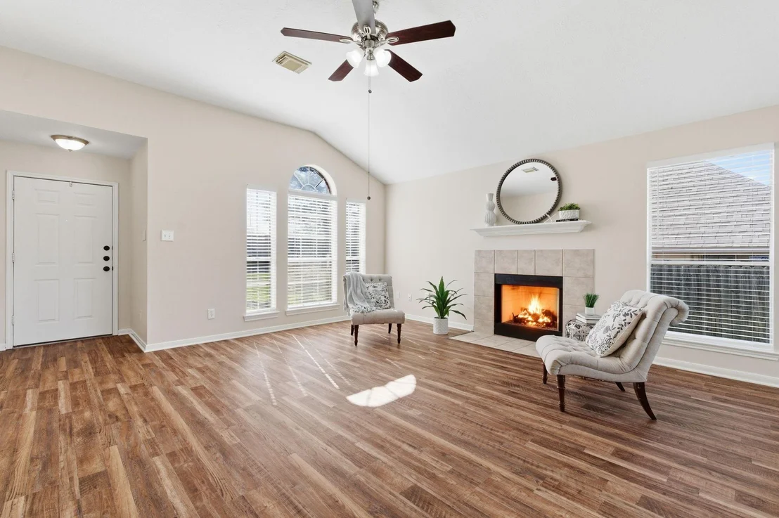 Photo of 10414 Enchanted