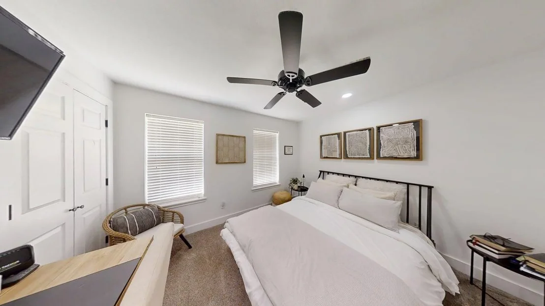 Photo of 13934 Dolphin Drive