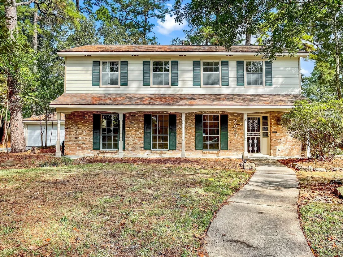 Photo of 2023 Forest Manor Drive