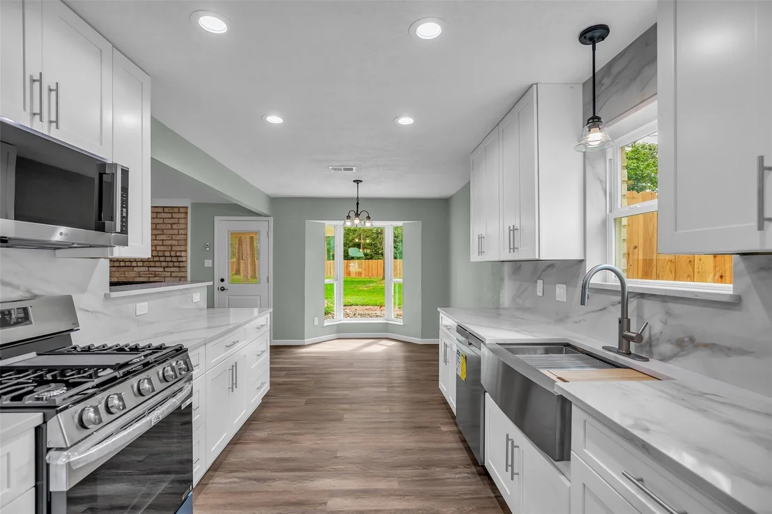 Photo of 24614 Moorgate Lane