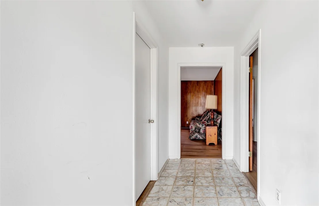 Photo of 14030 Roundstone Lane