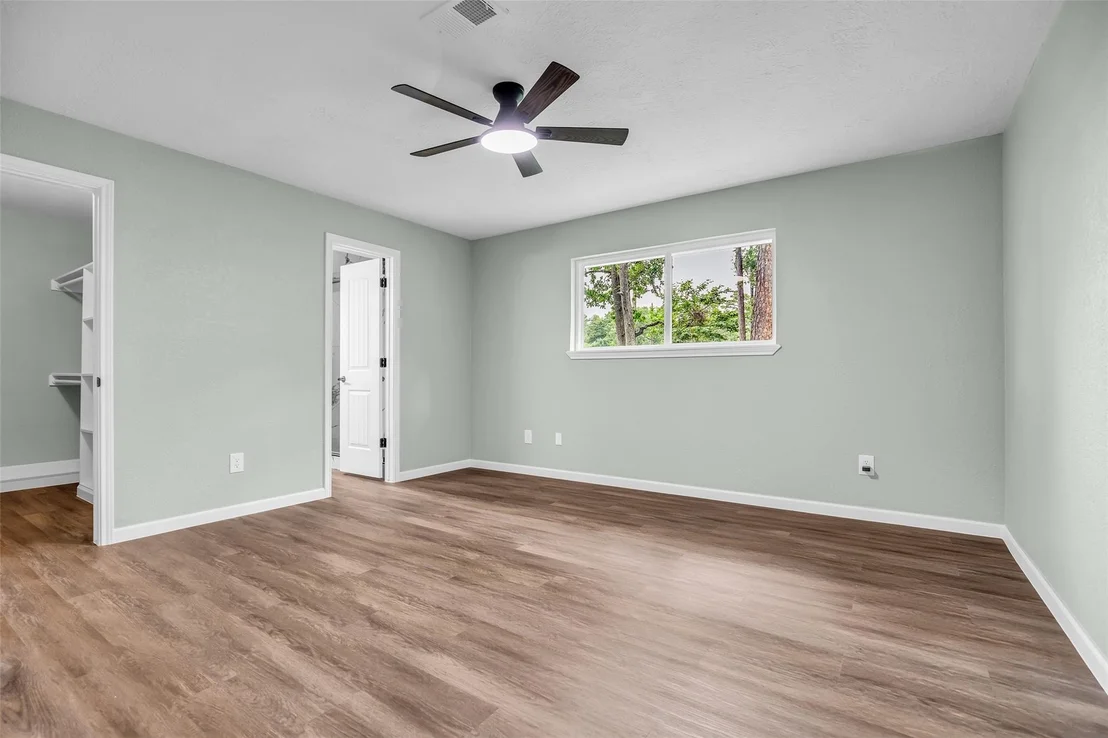 Photo of 24614 Moorgate Lane