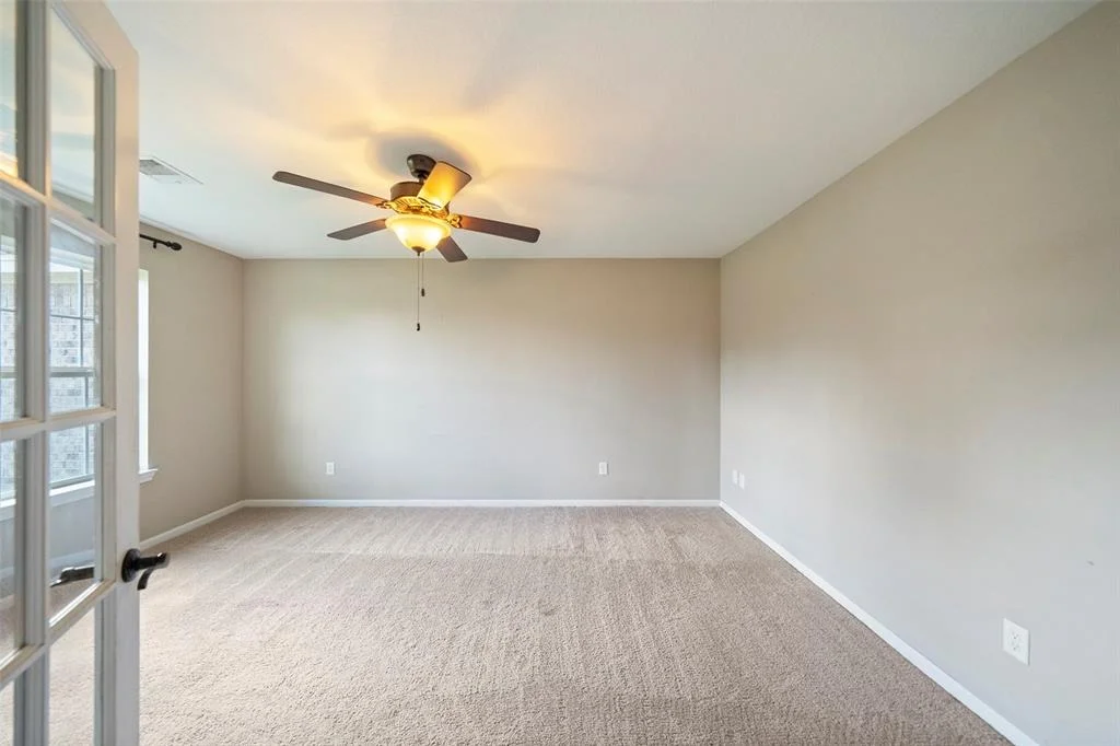 Photo of 8334 Rolling Oaks Drive
