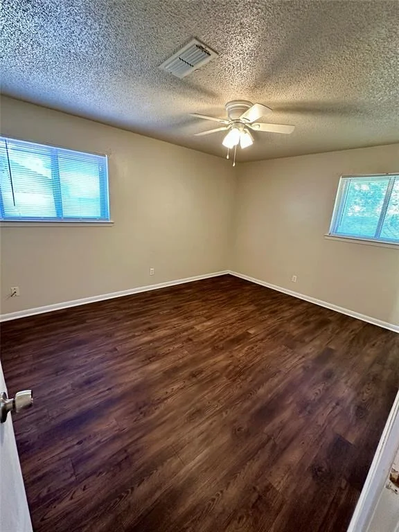Photo of 1202 Grandon Drive
