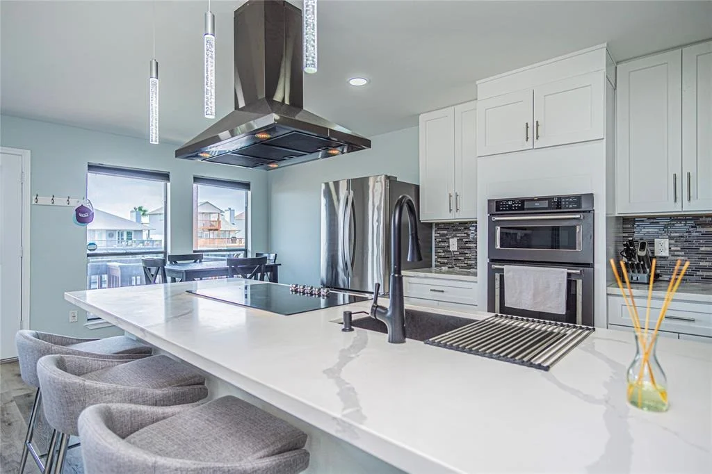 Photo of 301 Commander Drive