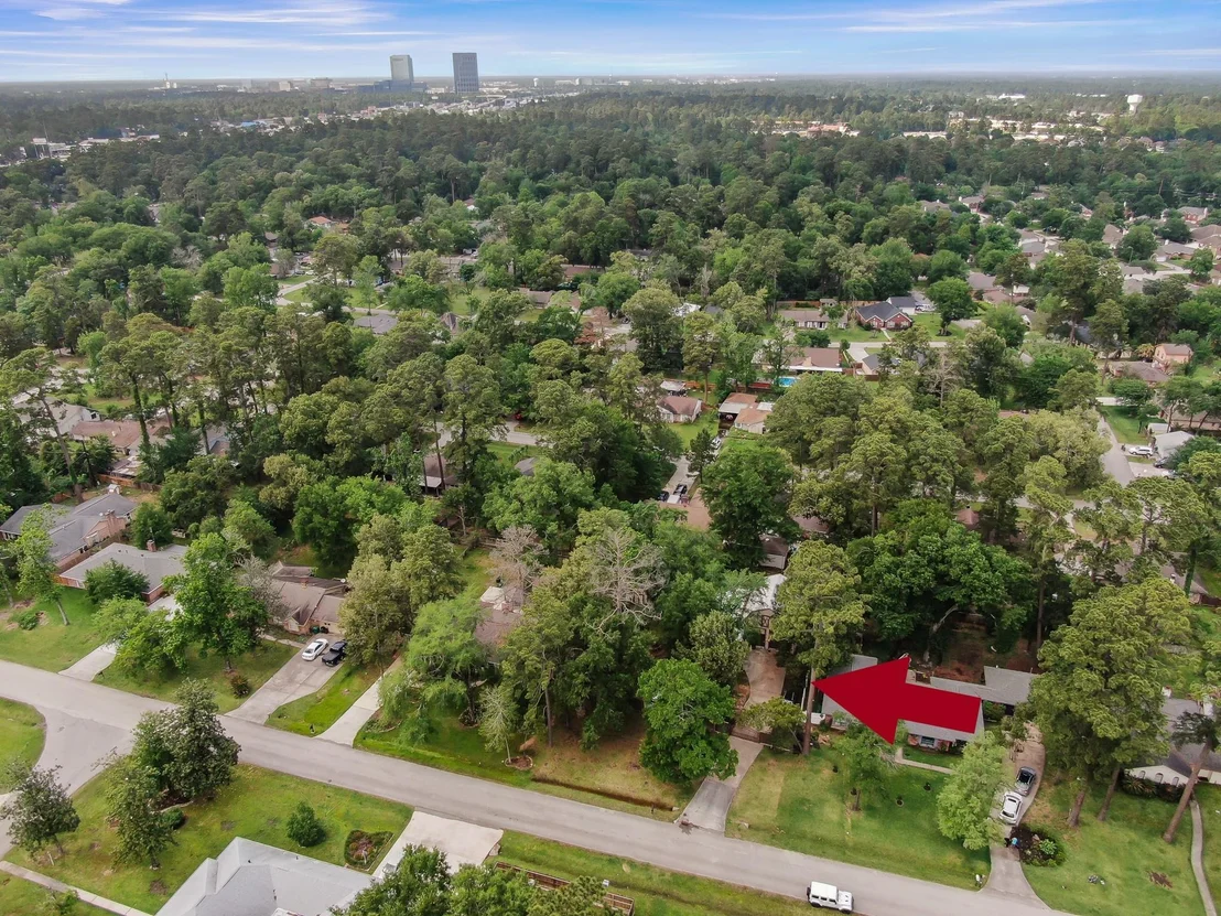 Photo of 403 Spring Woods Drive
