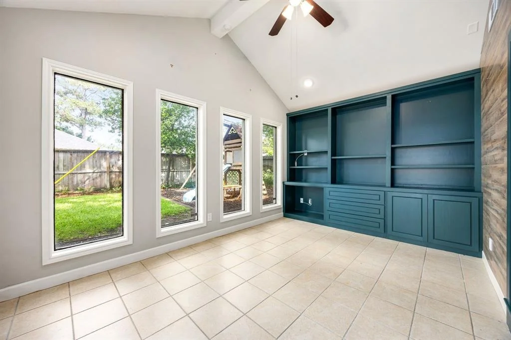 Photo of 10718 Dunlap Street