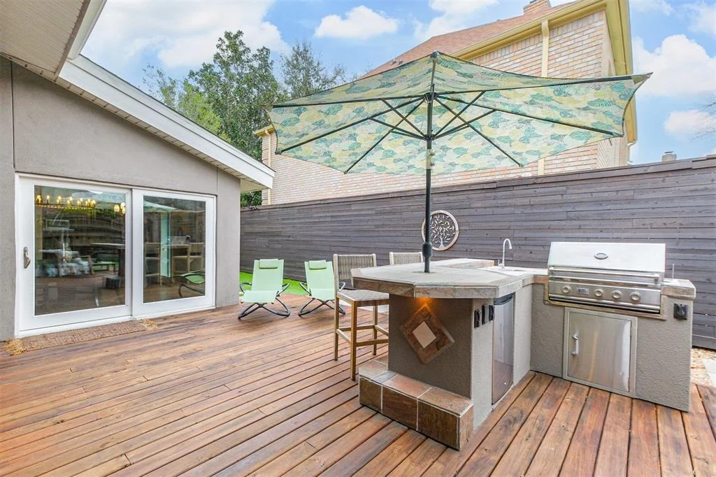 Photo of 946 Enclave Parkway