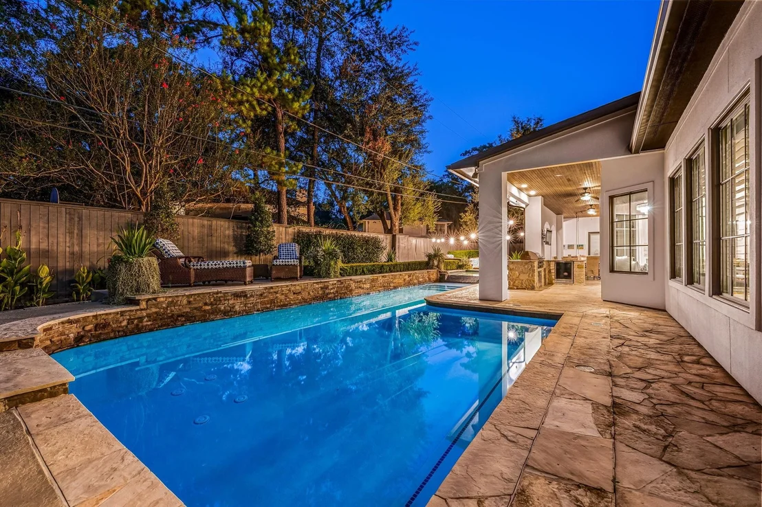 Photo of 21 Carolane Trail