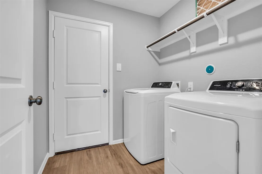 Photo of 207 River Grove Court