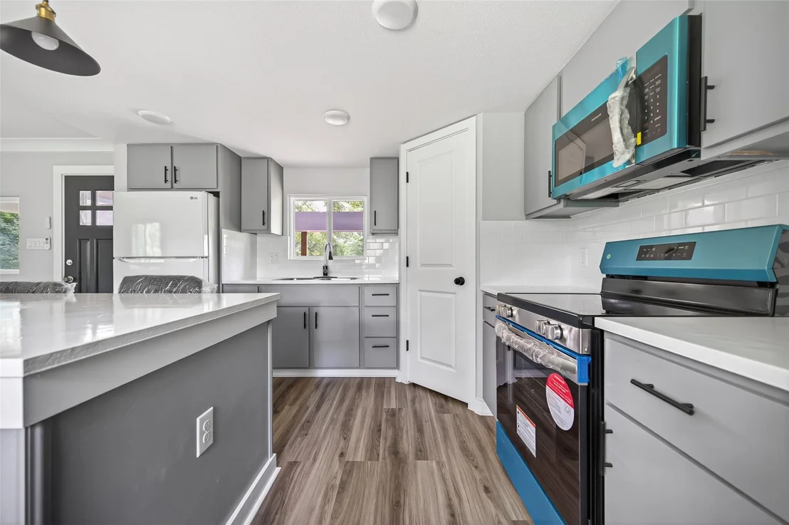 Photo of 127 Pine Wood Dr