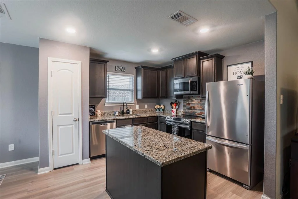 Photo of 7802 Vacek Meadows Loop