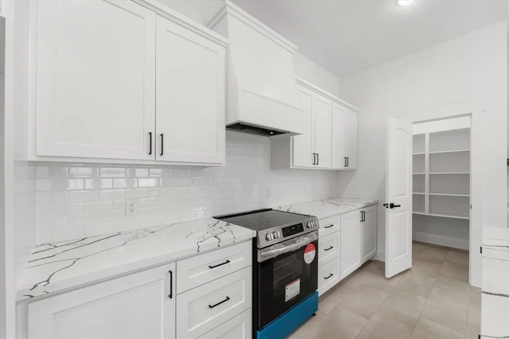 Photo of 11190 Fieldcrest Drive