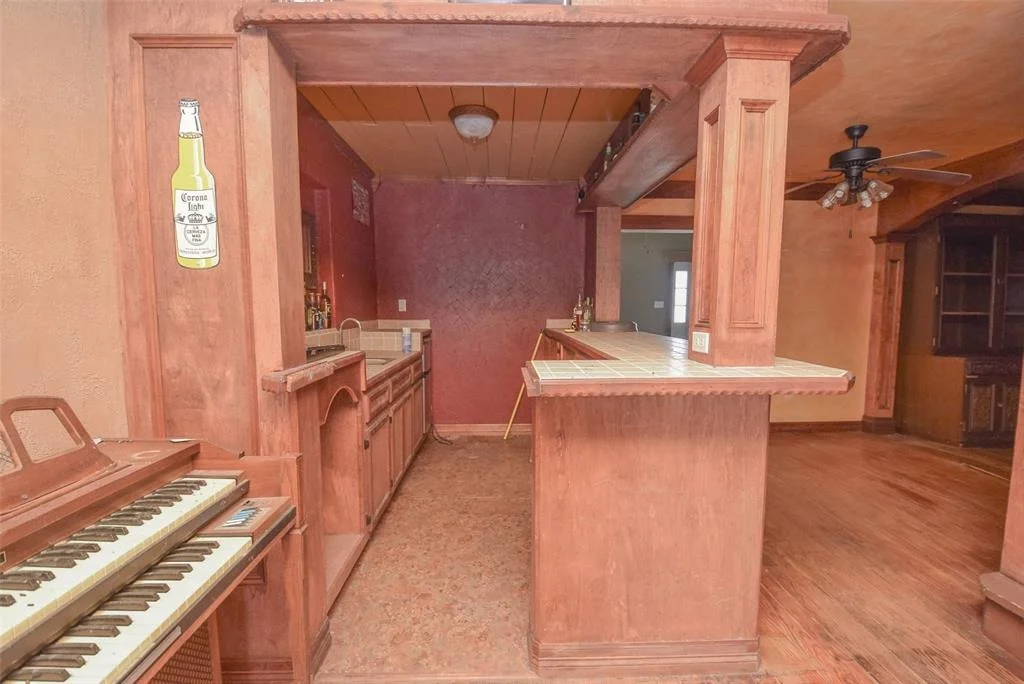 Photo of 529 W 4th Street