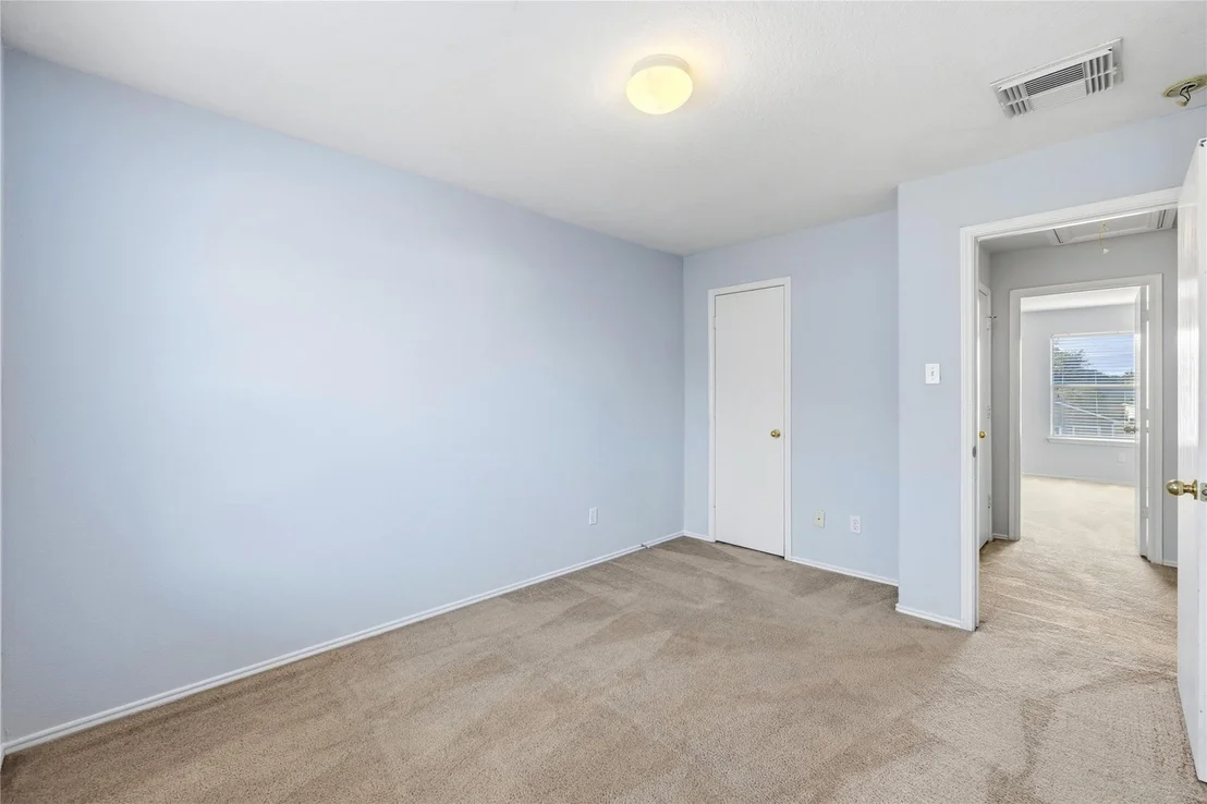 Photo of 606 Kiley Drive