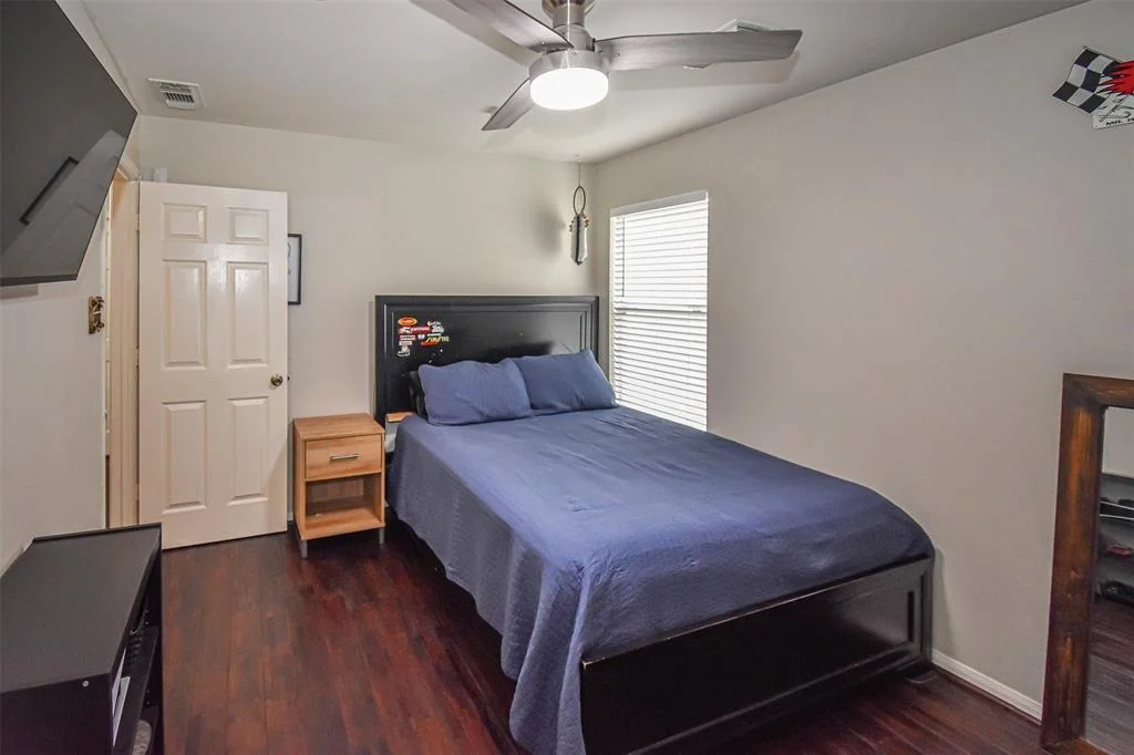 Photo of 21014 White Shore Lane