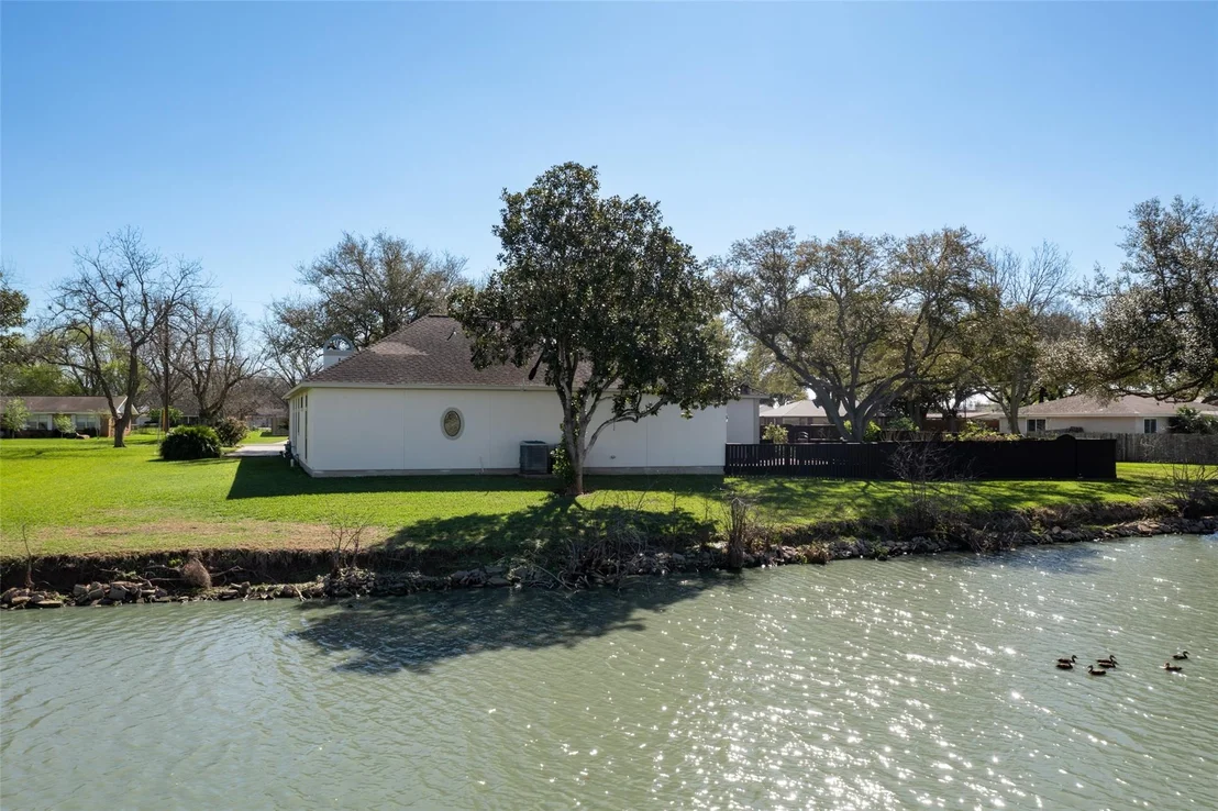 Photo of 315 Bolling Green Drive