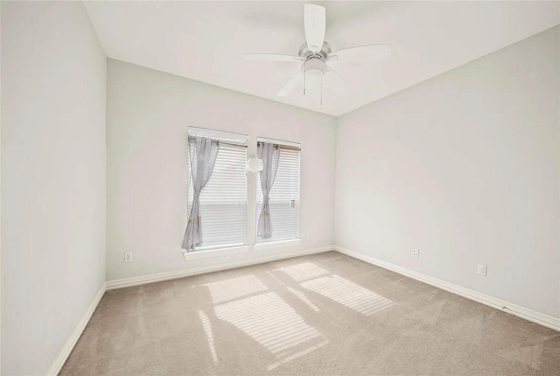 Photo of 6111 Windwater Pointe