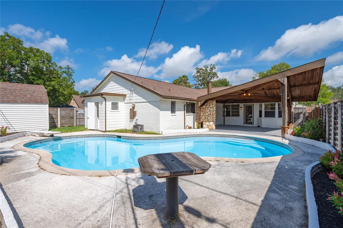 Photo of 717 Yale Lane
