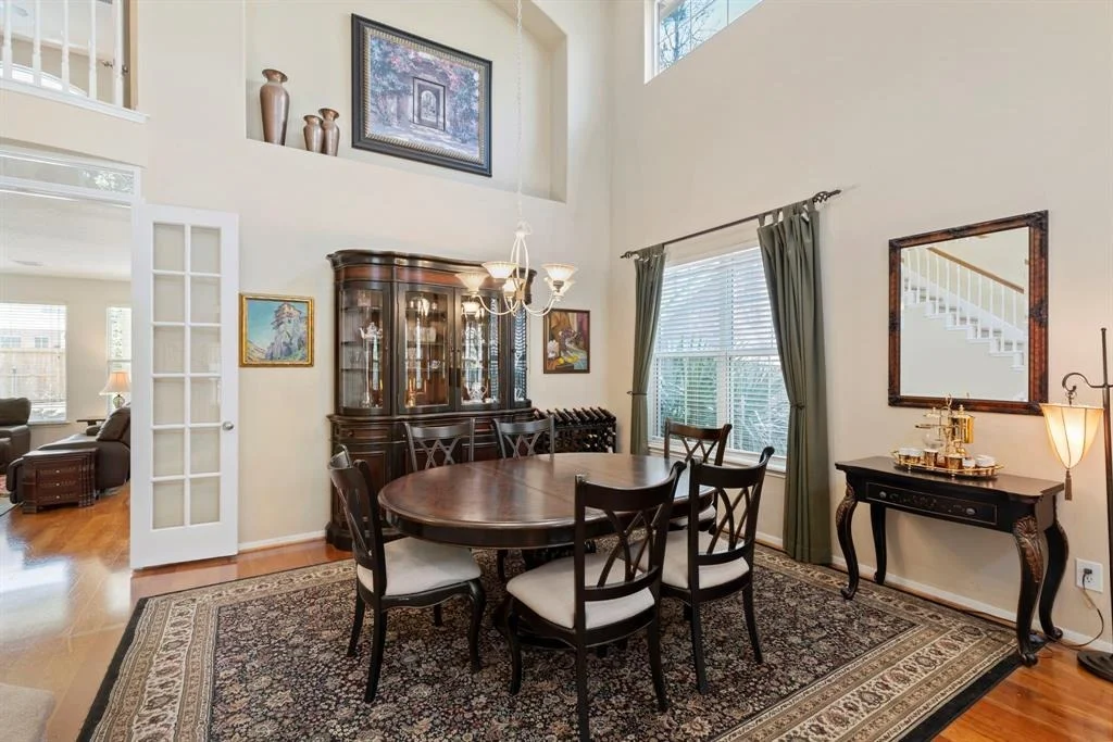 Photo of 14 S Piney Plains Circle