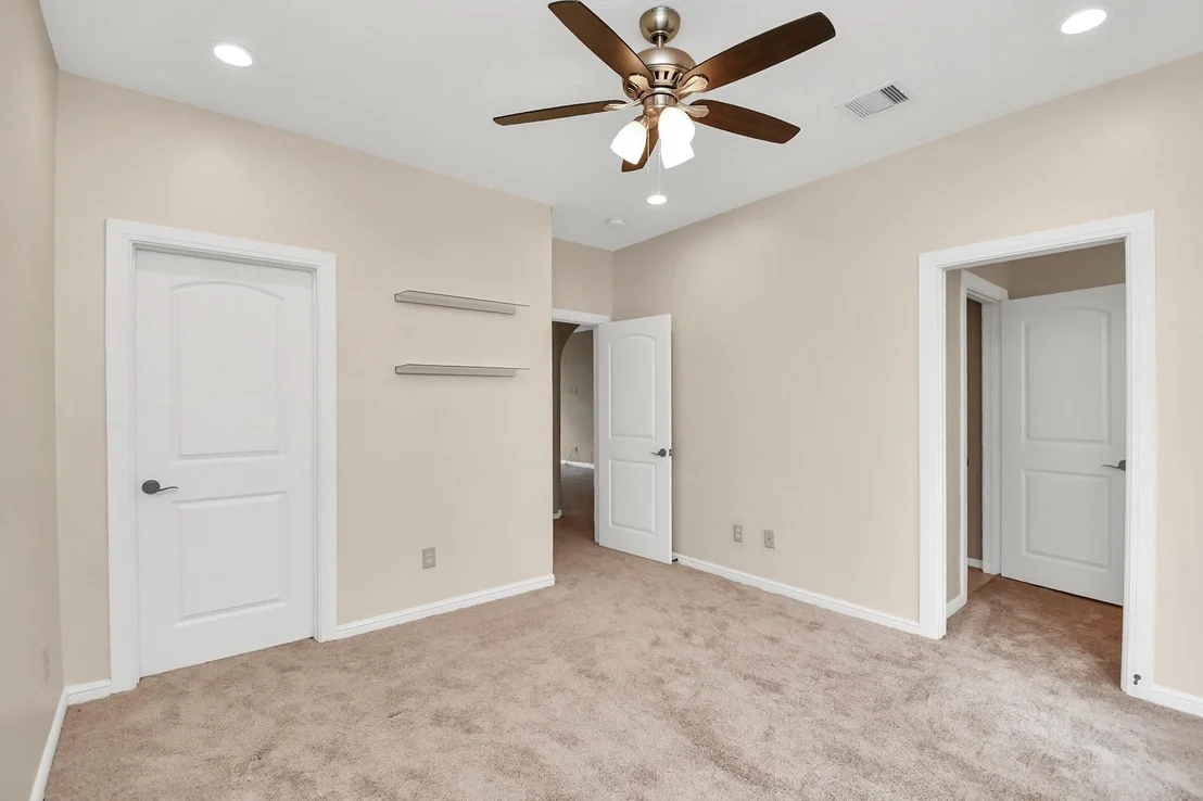 Photo of 1611 Lynnview Drive