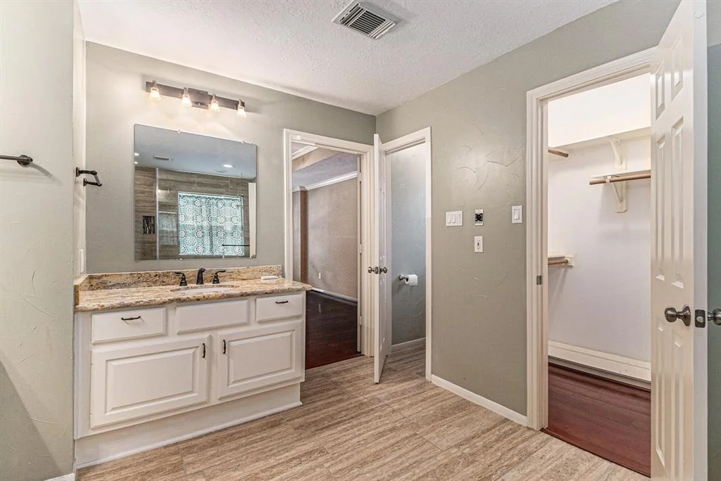 Photo of 79 E Amberglow Circle