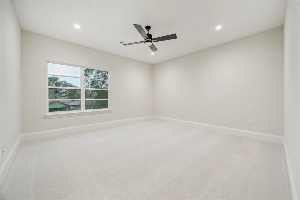 Photo of 1726 Creek Drive