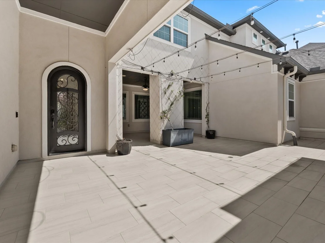 Photo of 3954 Kelley Pond Drive