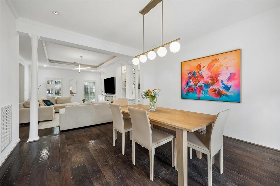 Photo of 4209 Sunset Boulevard