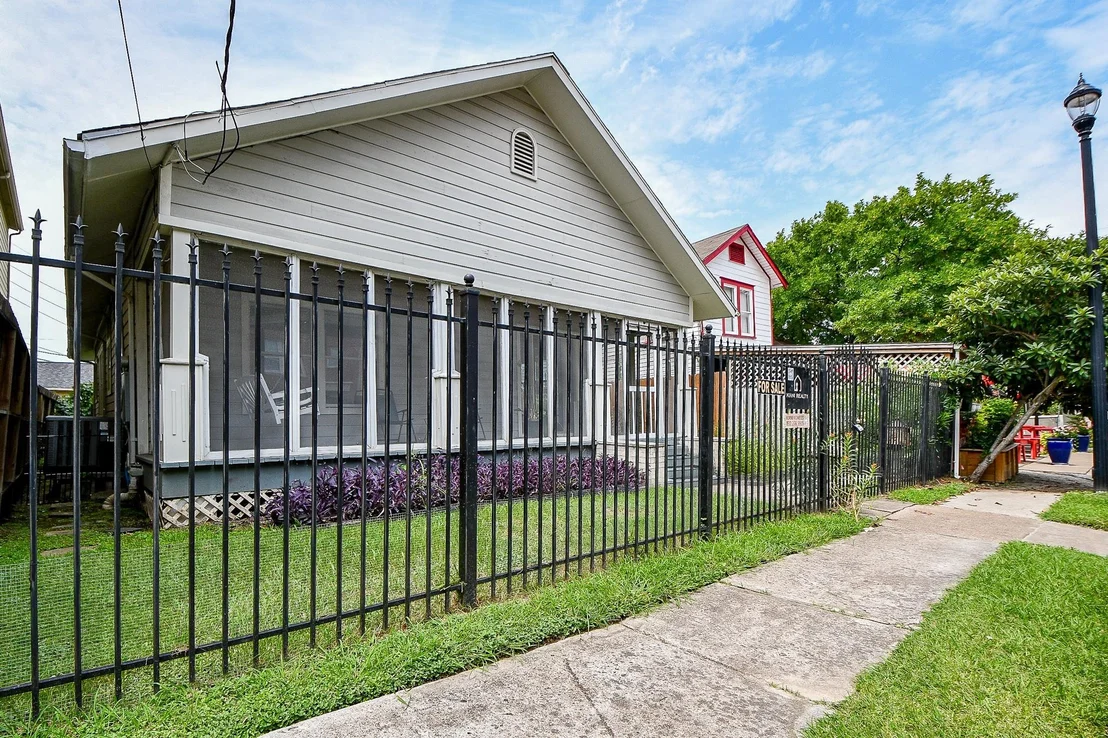 Photo of 90 Dennis Street