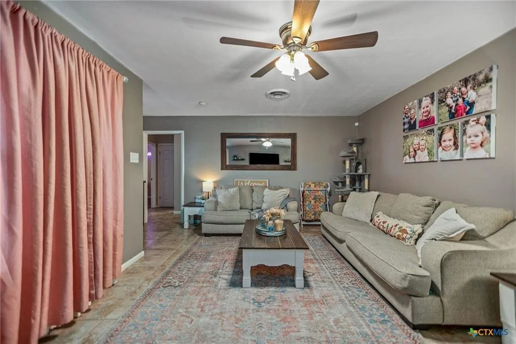 Photo of 535 Travis Street