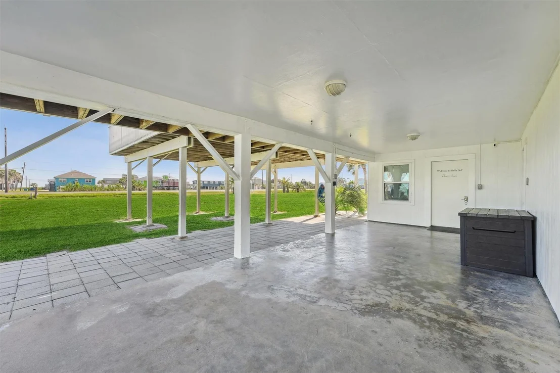 Photo of 16519 Blackbeard Road