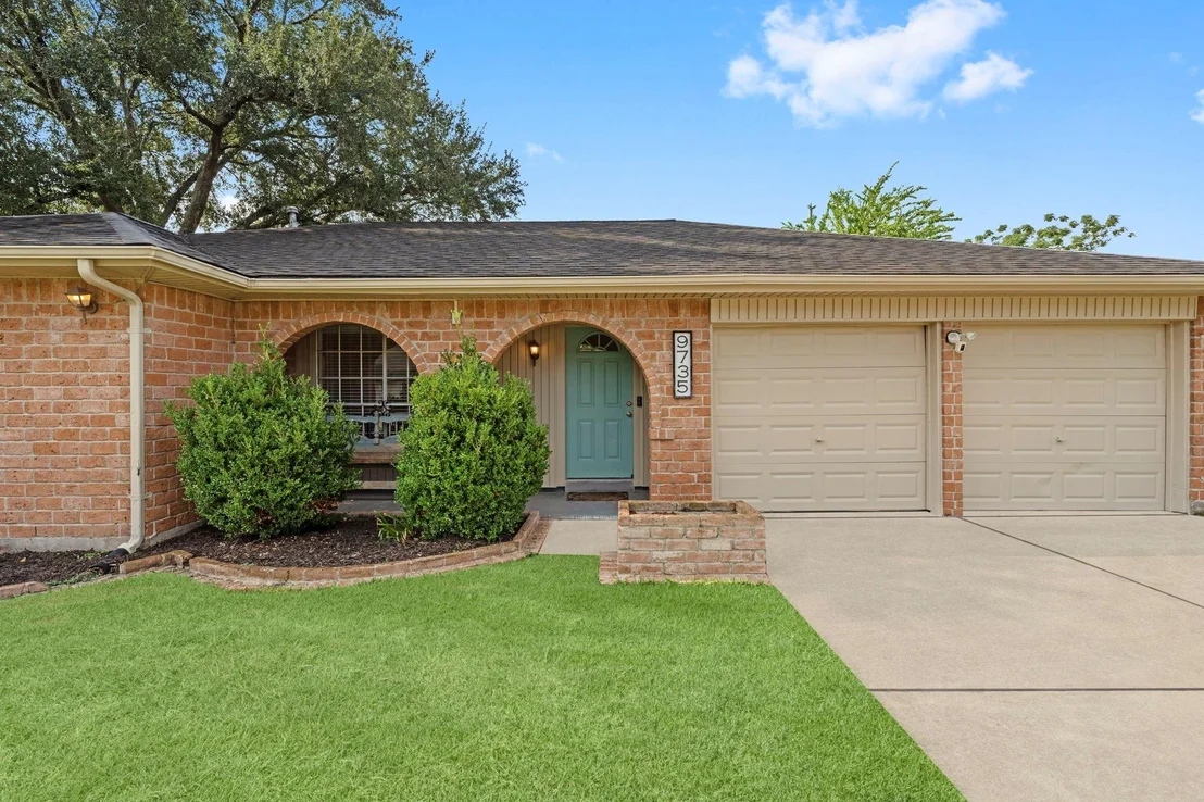 Photo of 9735 Kemp Forest Drive