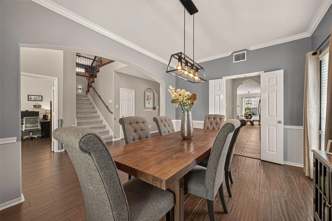 Photo of 3301 Sequoia Lake Trail