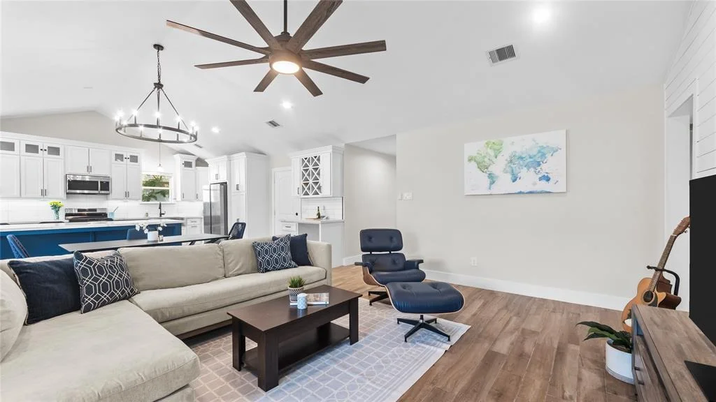Photo of 5939 Bankside Drive