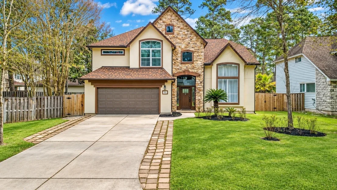 Photo of 215 Wisteria Walk Circle