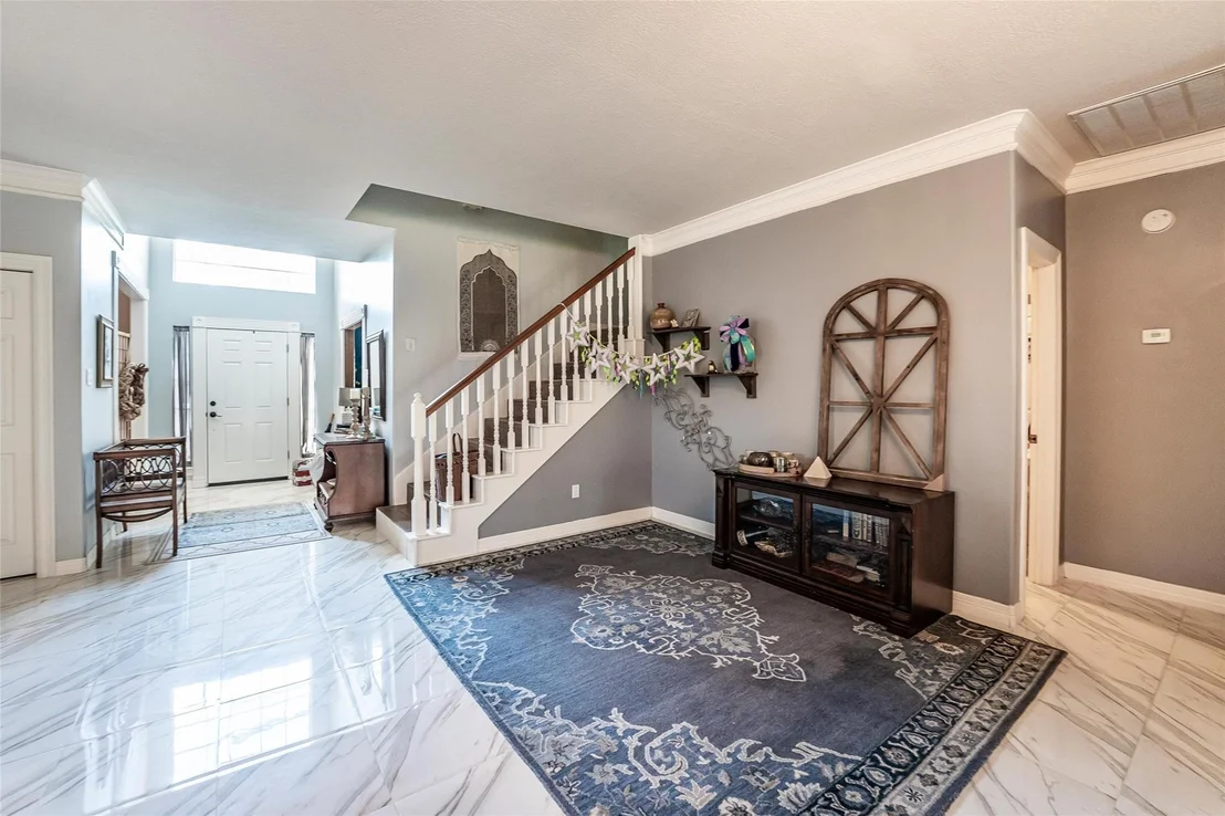 Photo of 8002 Royal Crest Court