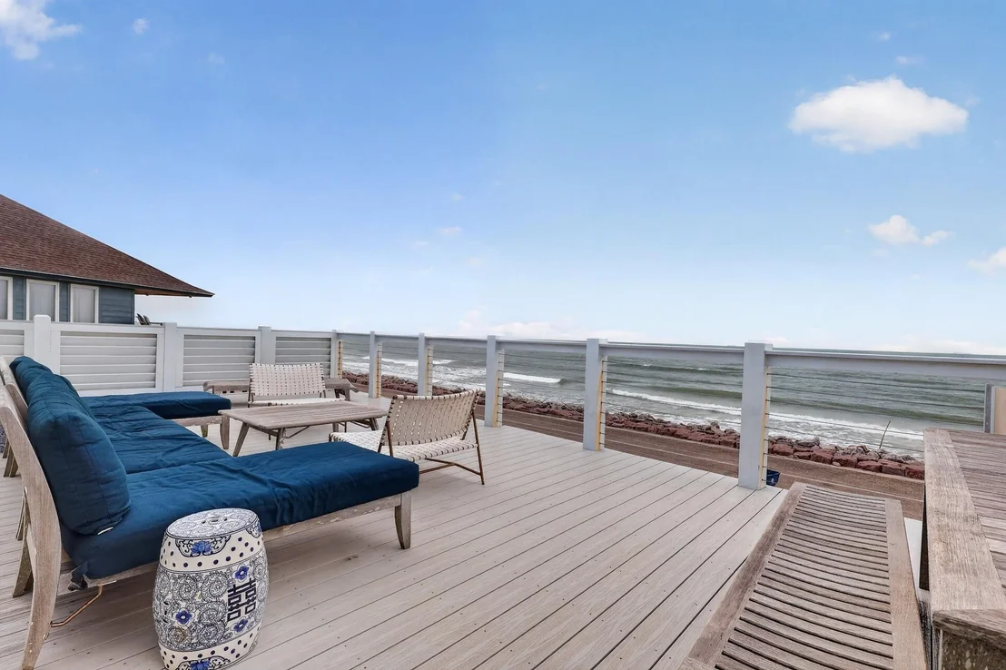 Photo of 914 Beach Drive