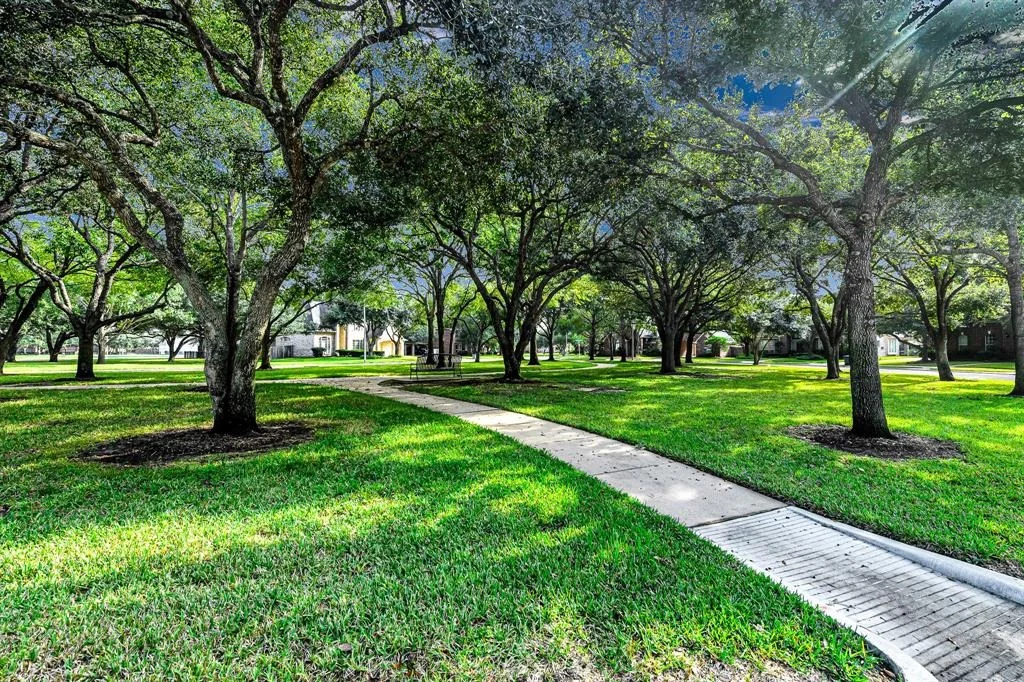 Photo of 22323 Maybrook Park Circle
