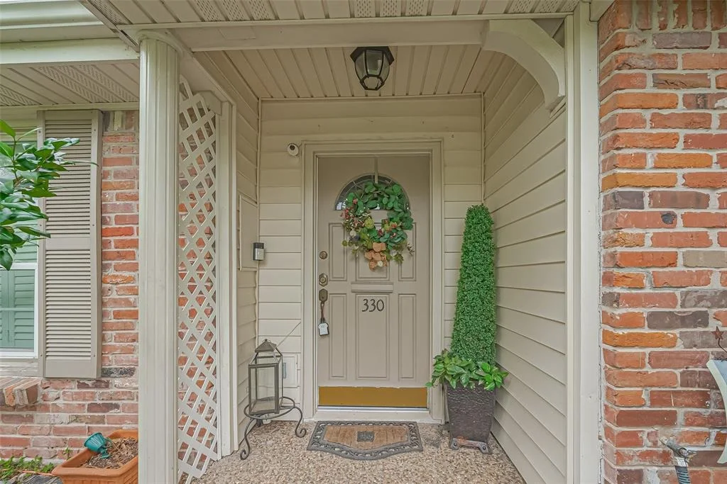 Photo of 330 N Wilcrest Drive