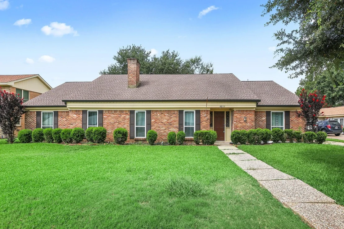 Photo of 5011 Arrowhead Drive