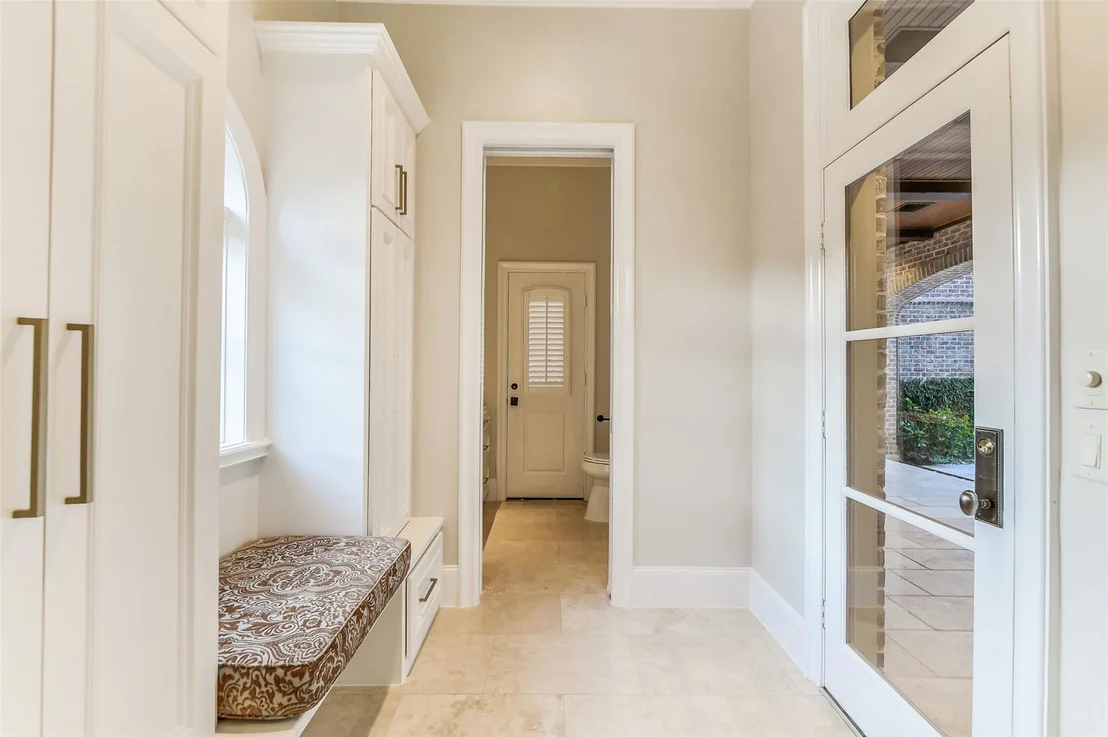 Photo of 5626 Terwilliger Way