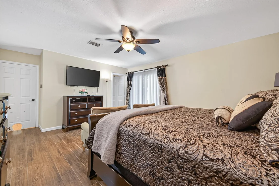 Photo of 5038 Pine Cliff Drive