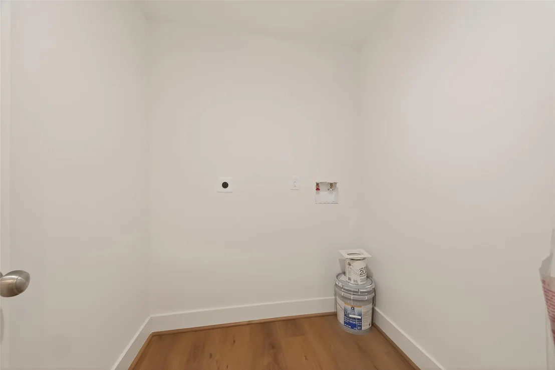 Photo of 2723 Castledale Drive