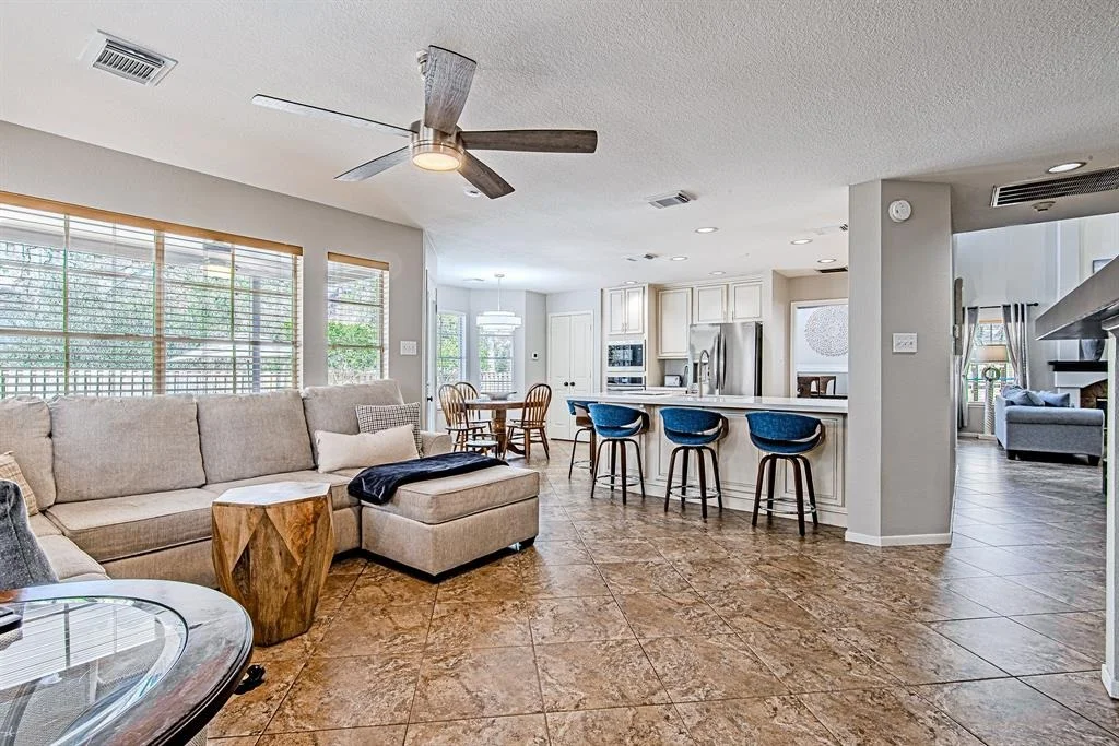 Photo of 19 S Greywing Place