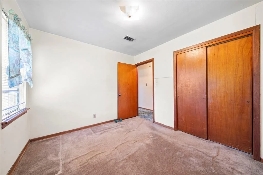 Photo of 16235 Palm Street