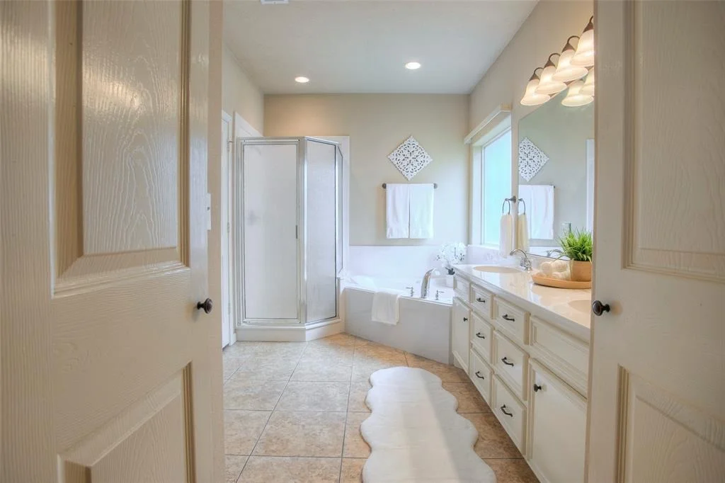 Photo of 13690 Shoreline Drive